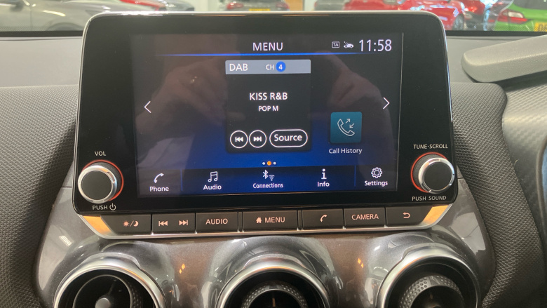 Nissan Juke 1.0 DiG-T 114 Acenta 5dr Petrol Hatchback